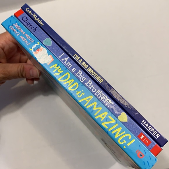 👍2/$26👍 Set of three family books - Picture 8 of 9